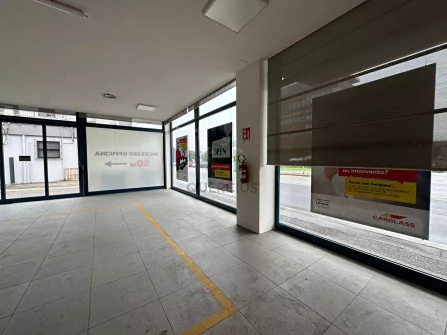 Immagine 8 di Capannone industriale in vendita  in Viale del Lavoro a Verona