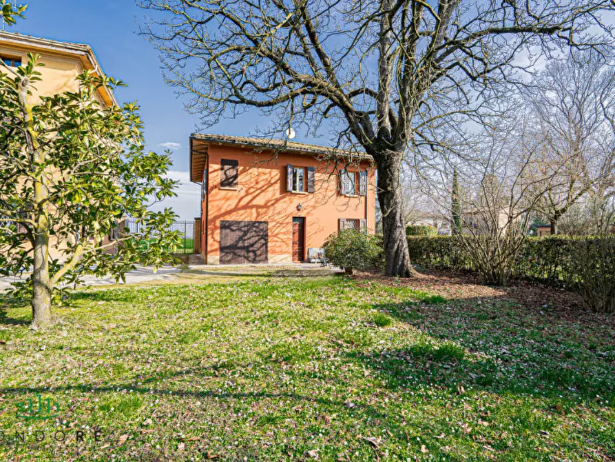 Immagine 2 di Villa in vendita  in VIA FRABAZZA  9 a Bologna