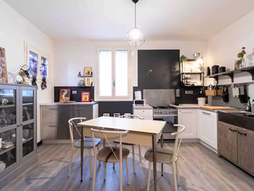 Immagine 5 di Villa in vendita  in VIA FRABAZZA  9 a Bologna