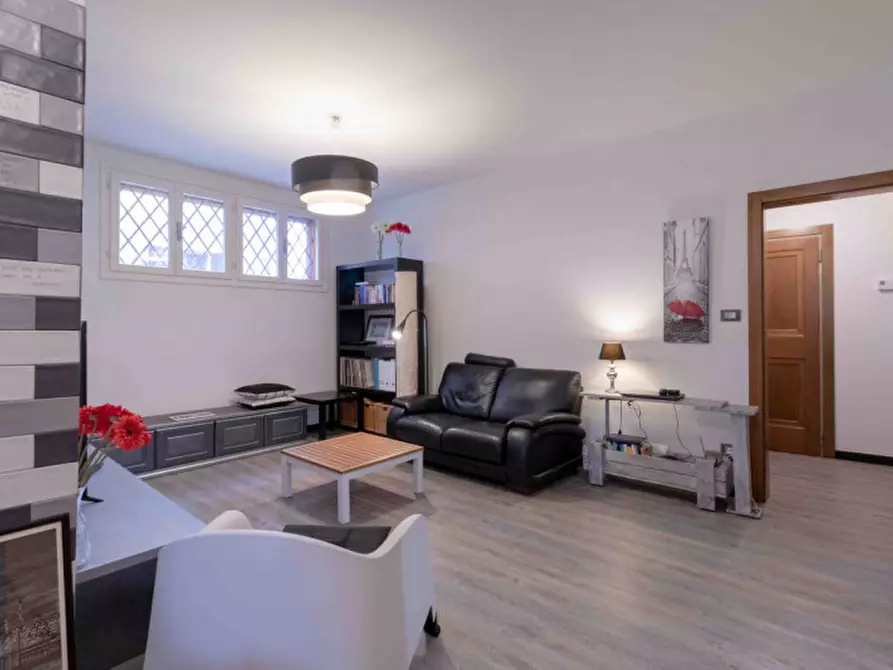 Immagine 9 di Villa in vendita  in VIA FRABAZZA  9 a Bologna