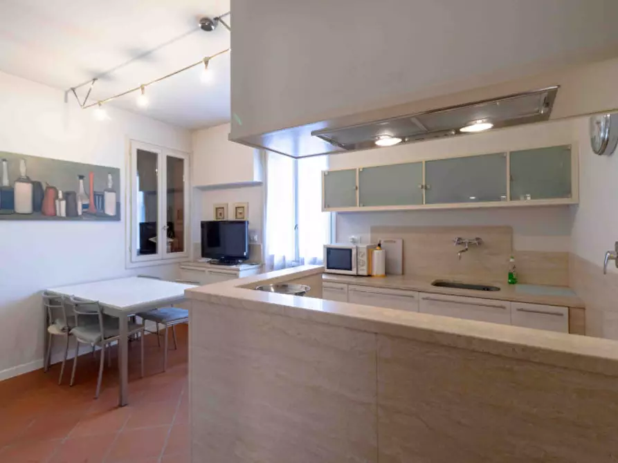 Immagine 21 di Villa in vendita  in VIA FRABAZZA  9 a Bologna