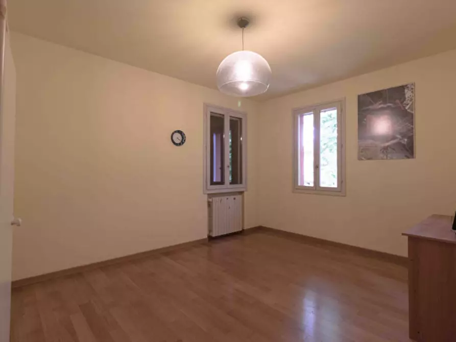 Immagine 28 di Villa in vendita  in VIA FRABAZZA  9 a Bologna