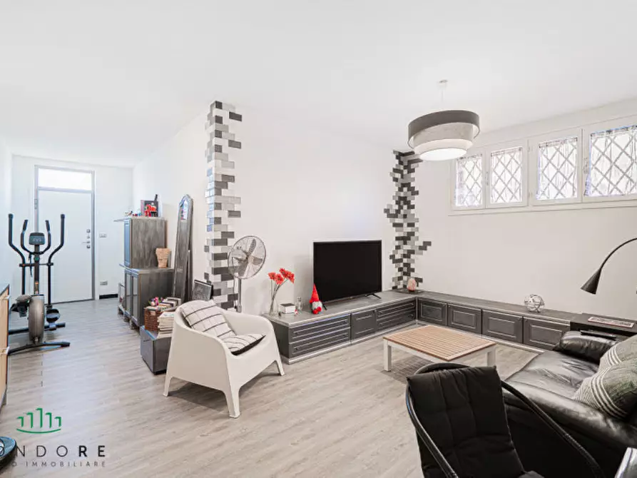 Immagine 43 di Villa in vendita  in VIA FRABAZZA  9 a Bologna
