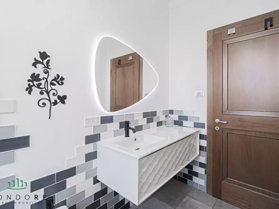 Immagine 59 di Villa in vendita  in VIA FRABAZZA  9 a Bologna