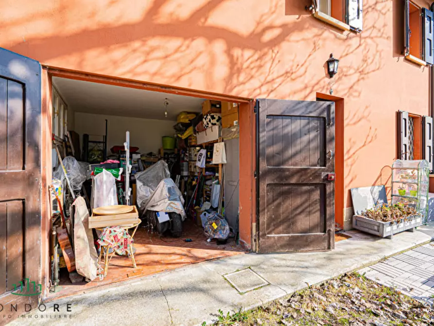 Immagine 70 di Villa in vendita  in VIA FRABAZZA  9 a Bologna