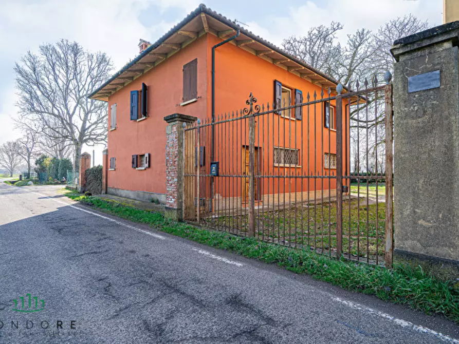 Immagine 75 di Villa in vendita  in VIA FRABAZZA  9 a Bologna