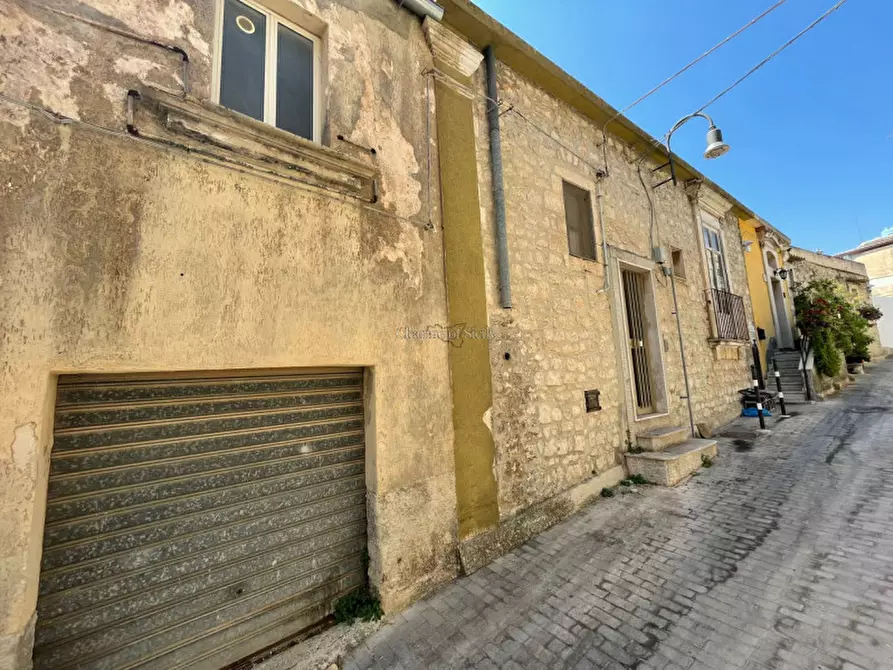 Immagine 4 di Casa indipendente in vendita  in Via Lorefice a Modica
