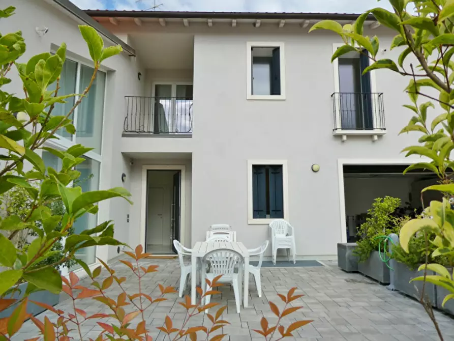 Immagine 4 di Villetta a schiera in vendita  in Largo Vittorio Boschetti a Montecchio Maggiore