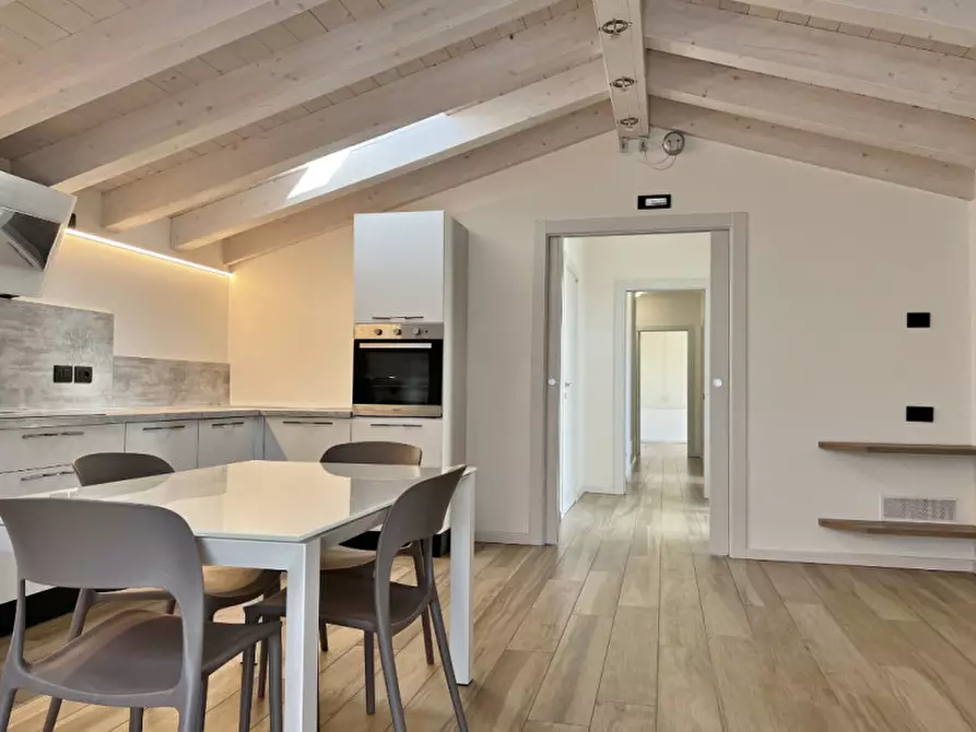 Immagine 5 di Villetta a schiera in vendita  in Largo Vittorio Boschetti a Montecchio Maggiore