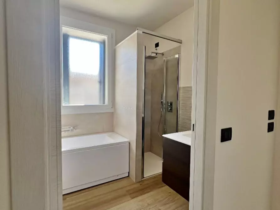 Immagine 16 di Villetta a schiera in vendita  in Largo Vittorio Boschetti a Montecchio Maggiore