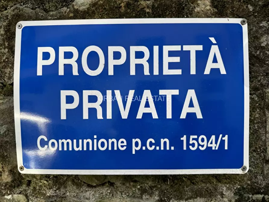 Immagine 5 di Posto auto in vendita  a Trieste