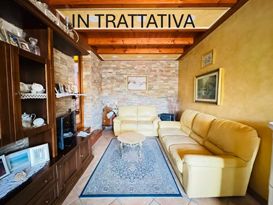 Immagine 2 di Appartamento in vendita  a Isorella