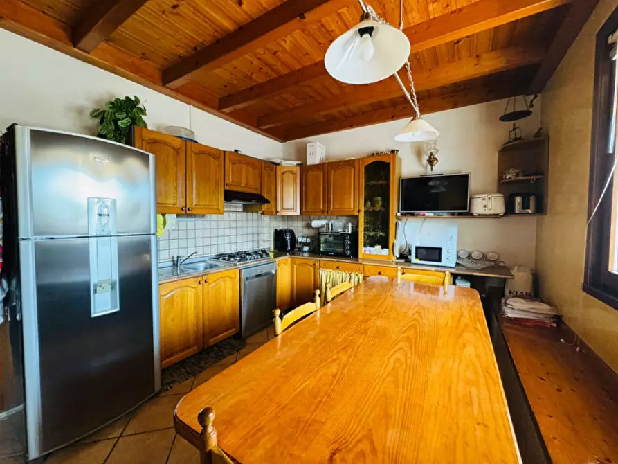 Immagine 9 di Appartamento in vendita  a Isorella