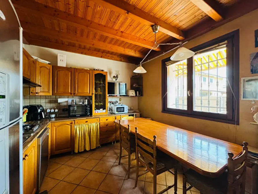 Immagine 10 di Appartamento in vendita  a Isorella