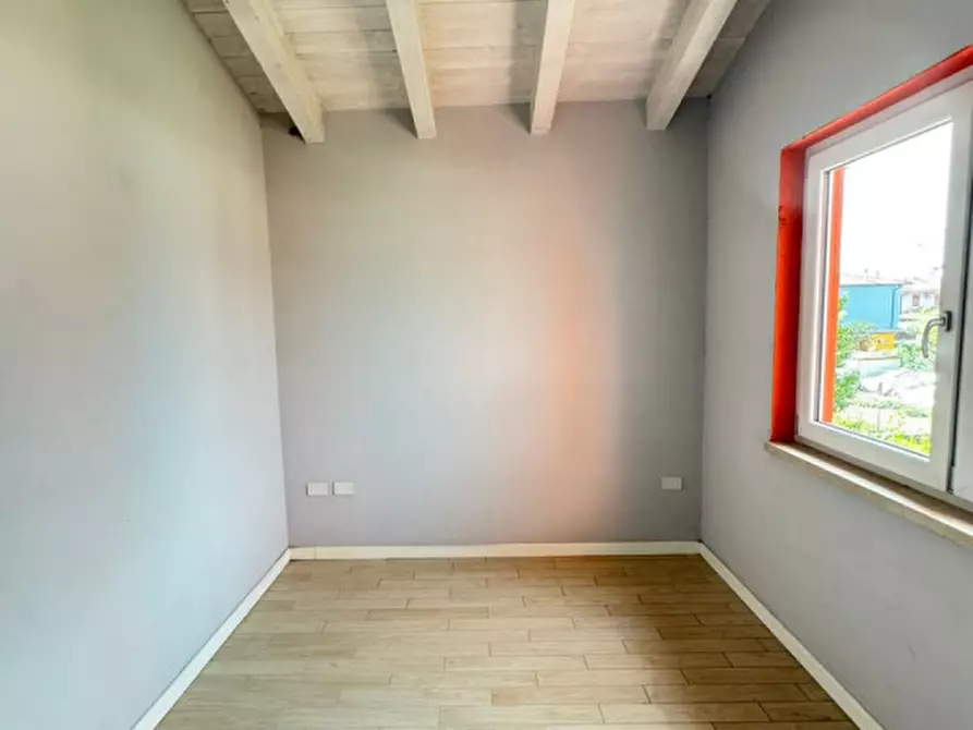 Immagine 18 di Appartamento in vendita  a Visano