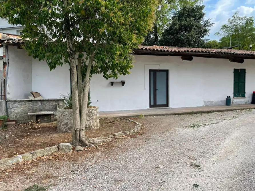 Immagine 1 di Appartamento in vendita  in san cipriano a Lonato del Garda