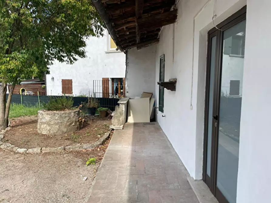 Immagine 1 di Appartamento in vendita  in san cipriano a Lonato del Garda