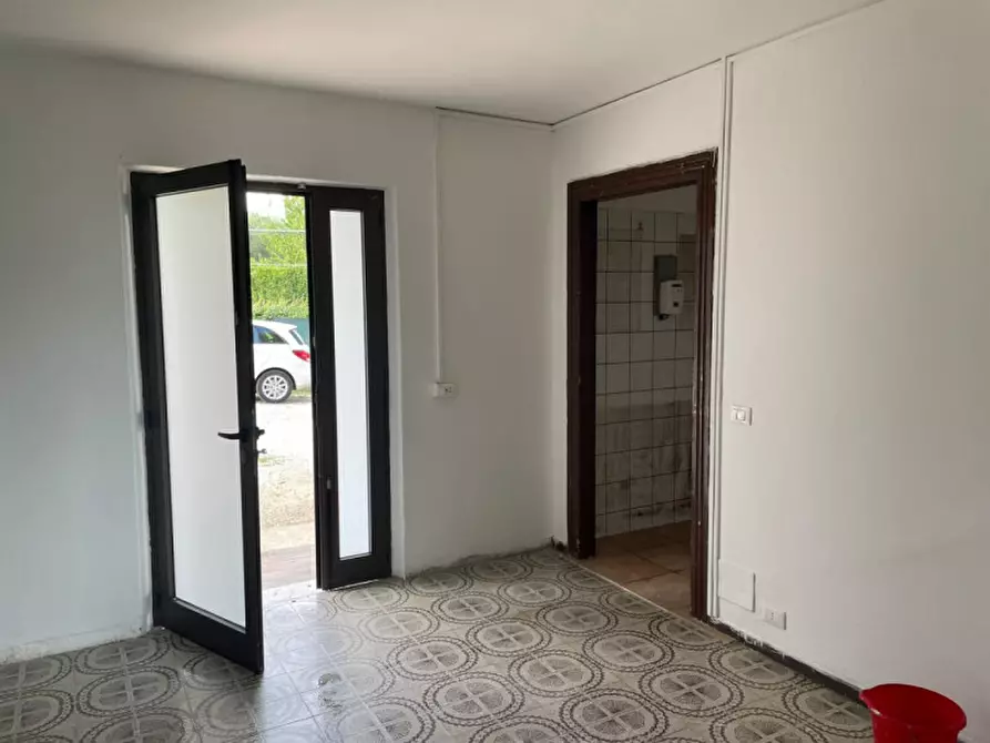 Immagine 3 di Appartamento in vendita  in san cipriano a Lonato del Garda