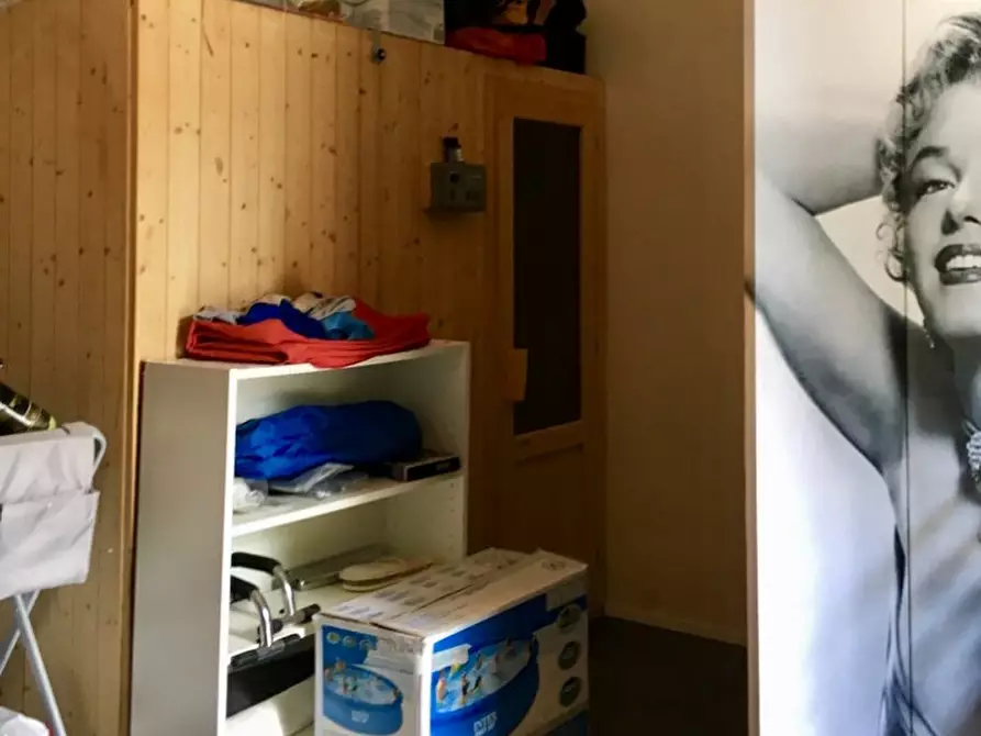 Immagine 11 di Villa in vendita  a Serramazzoni