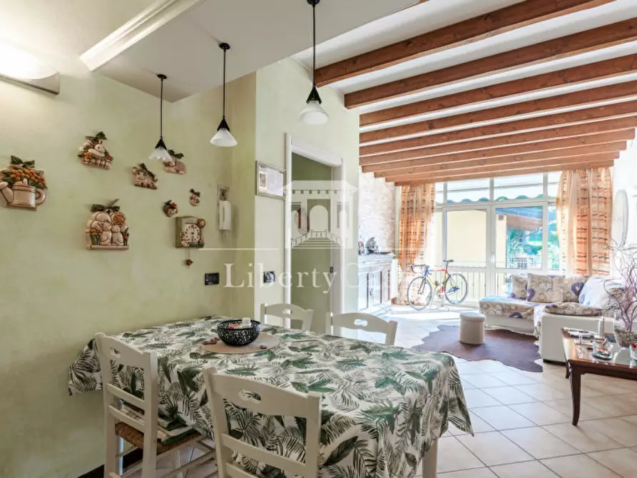 Immagine 9 di Appartamento in vendita  in Via Seniga a Salò