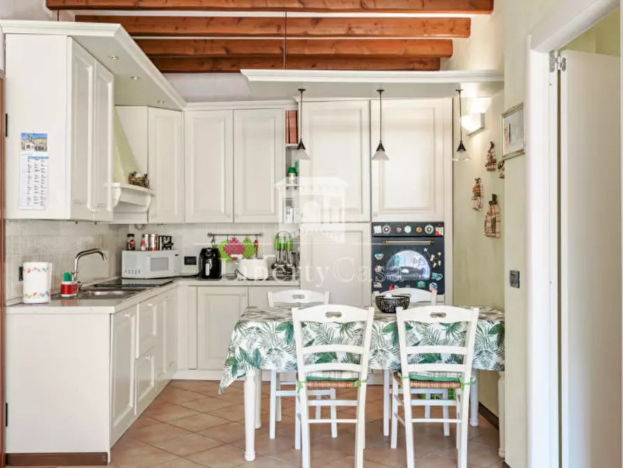 Immagine 10 di Appartamento in vendita  in Via Seniga a Salò