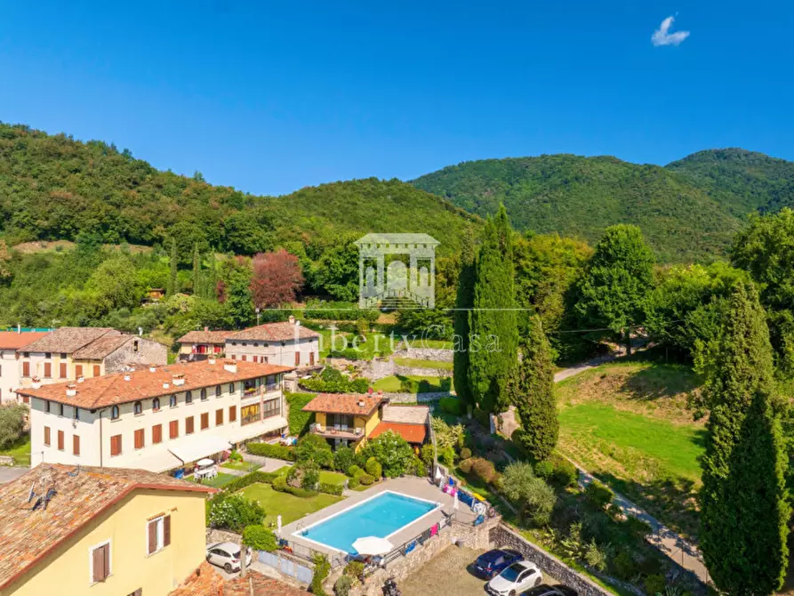 Immagine 11 di Appartamento in vendita  in Via Seniga a Salò