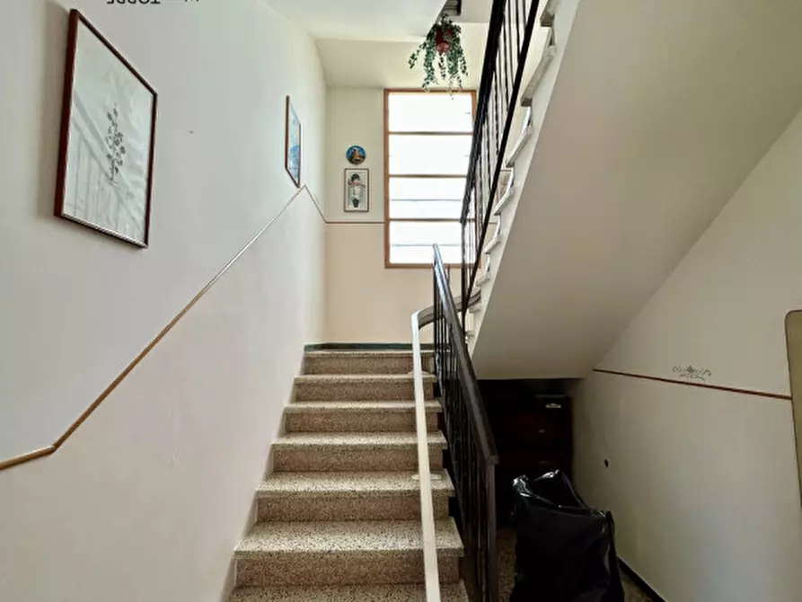 Immagine 18 di Casa indipendente in vendita  in Rione Borgo a Predaia