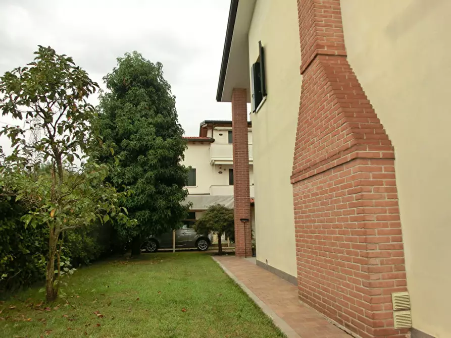 Immagine 26 di Casa bifamiliare in vendita  a Salzano