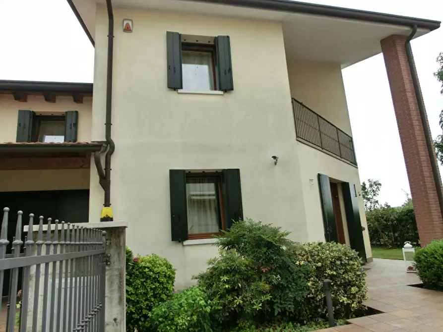 Immagine 27 di Casa bifamiliare in vendita  a Salzano