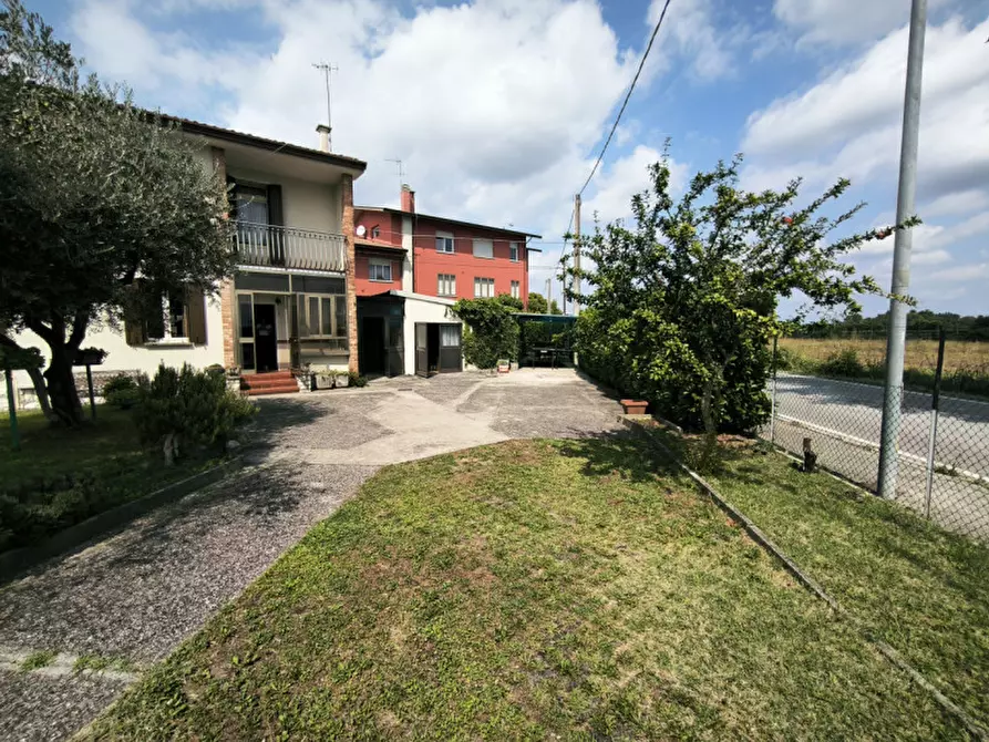 Immagine 19 di Casa bifamiliare in vendita  in vascon a Carbonera