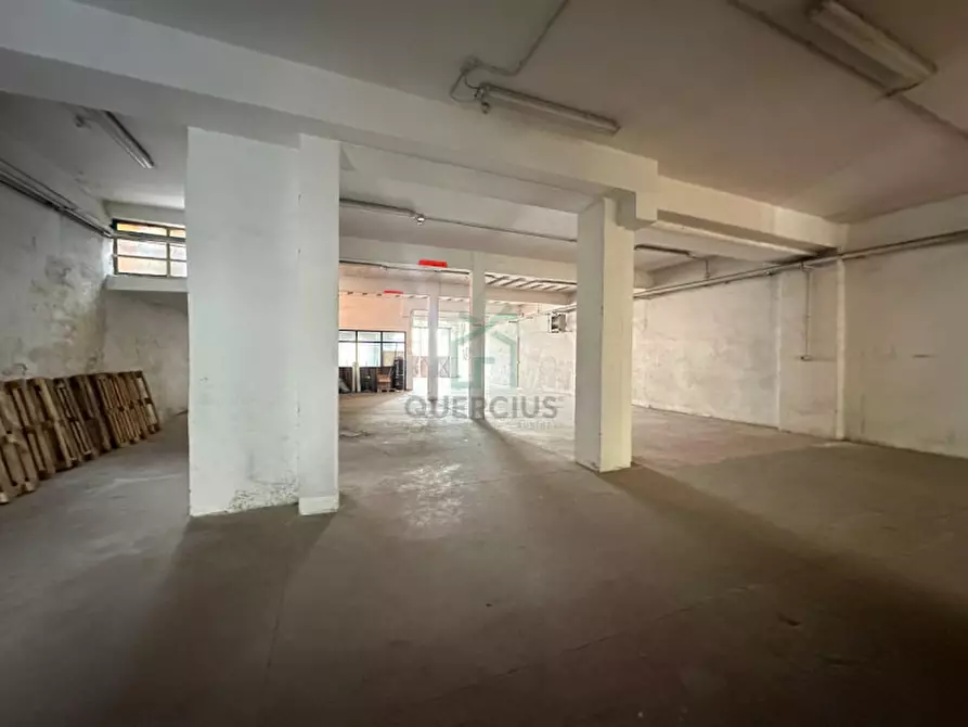 Immagine 5 di Magazzino in vendita  in VIA Del Commercio a Verona