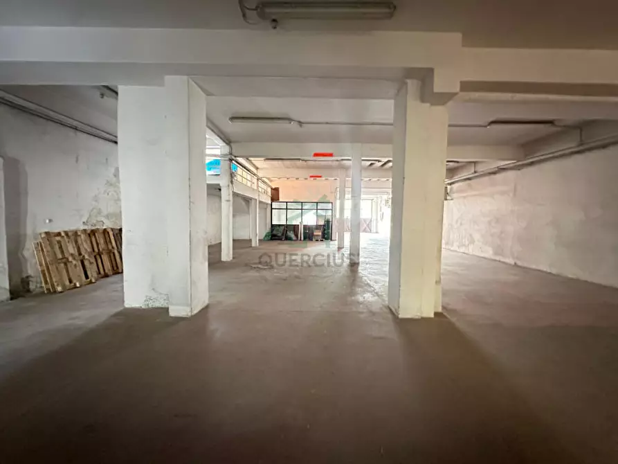 Immagine 23 di Magazzino in vendita  in VIA Del Commercio a Verona