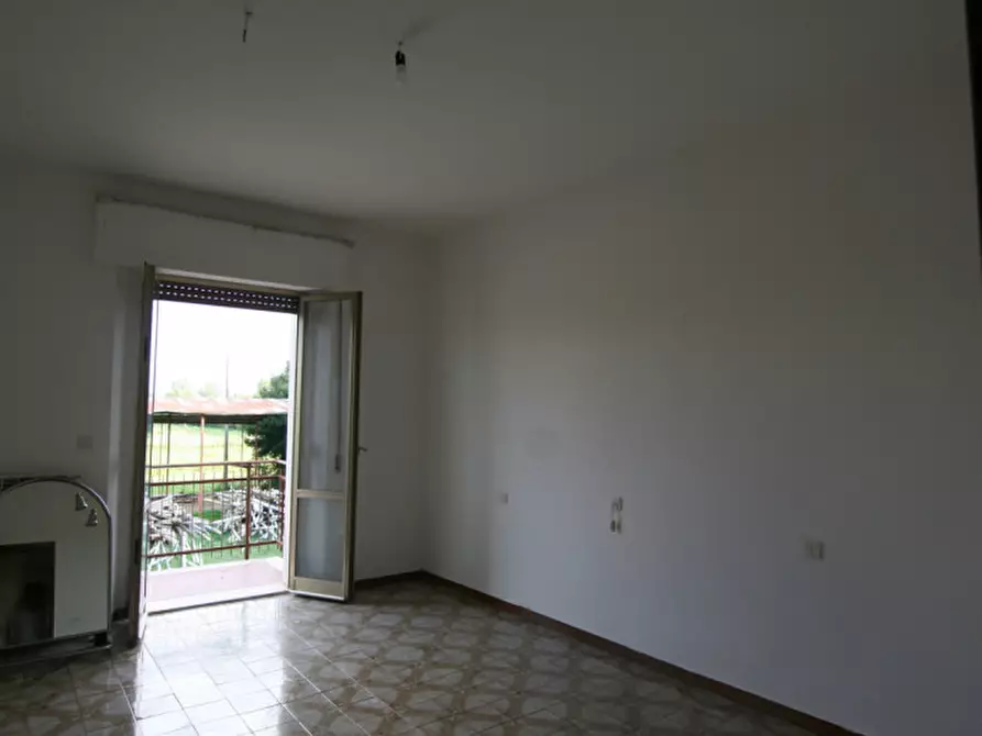 Immagine 8 di Rustico / casale in vendita  a Sinalunga