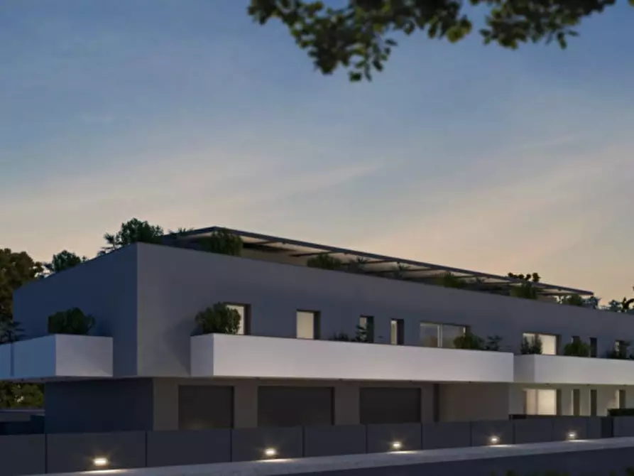 Immagine 17 di Appartamento in vendita  in Via Andrea Mantegna a Treviso