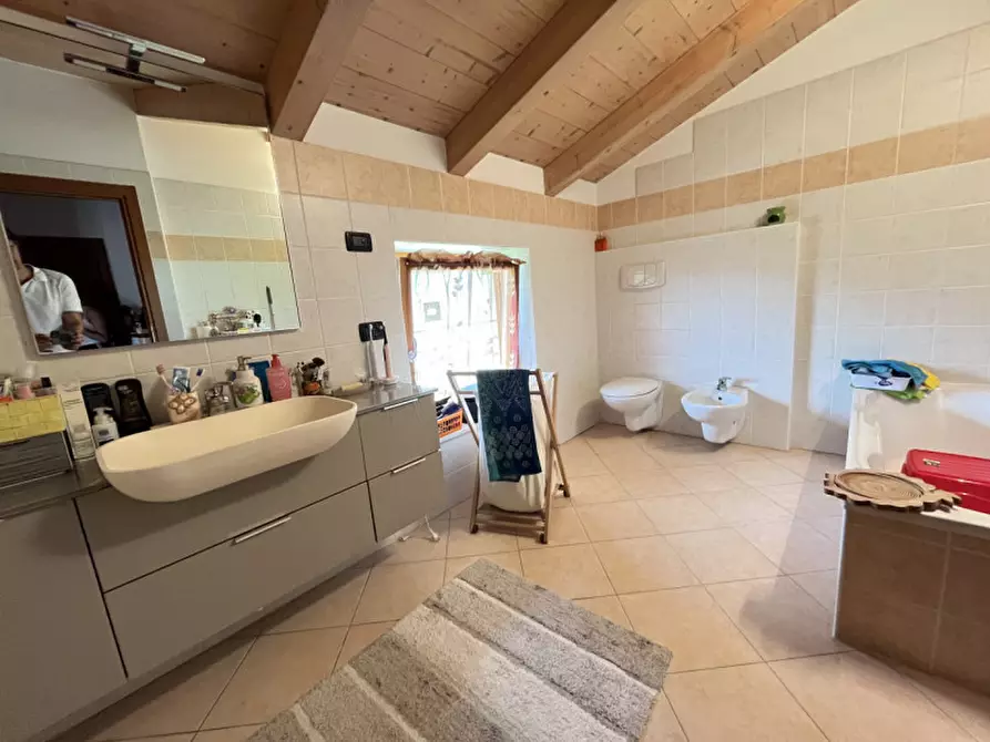 Immagine 11 di Villa in vendita  in Via del Titin a Levico Terme