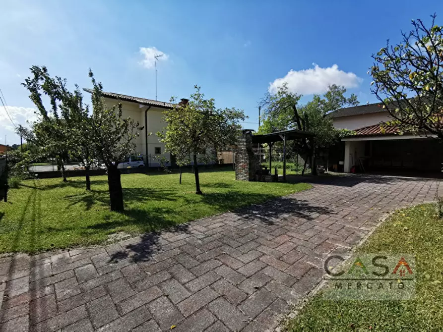 Immagine 40 di Casa bifamiliare in vendita  in Via Meduna a Cordenons