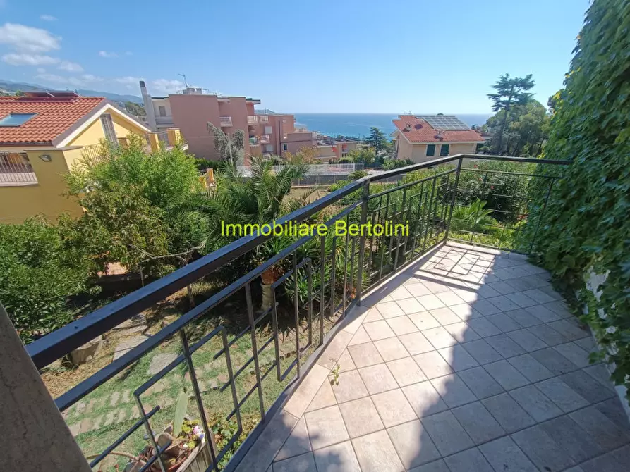 Immagine 12 di Villa in vendita  in VIA PADRE SEMERIA a San Remo