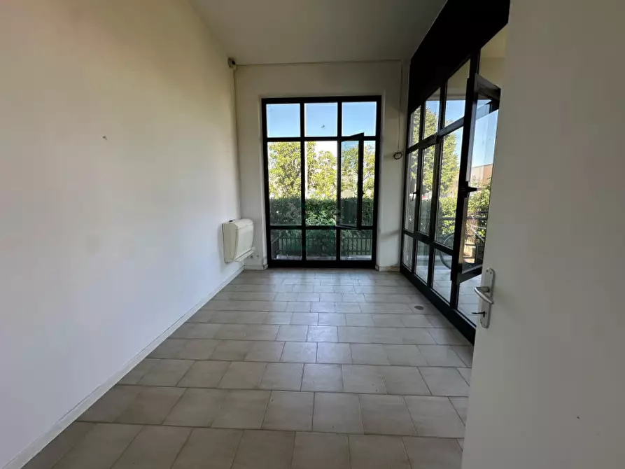 Immagine 2 di Capannone industriale in affitto  in Viale del Lavoro a San Martino Buon Albergo