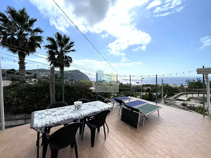 Immagine 1 di Appartamento in vendita  in via bocca 106 a Forio