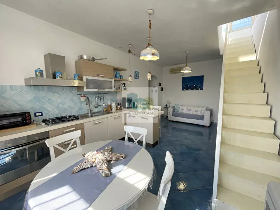 Immagine 5 di Appartamento in vendita  in via bocca 106 a Forio