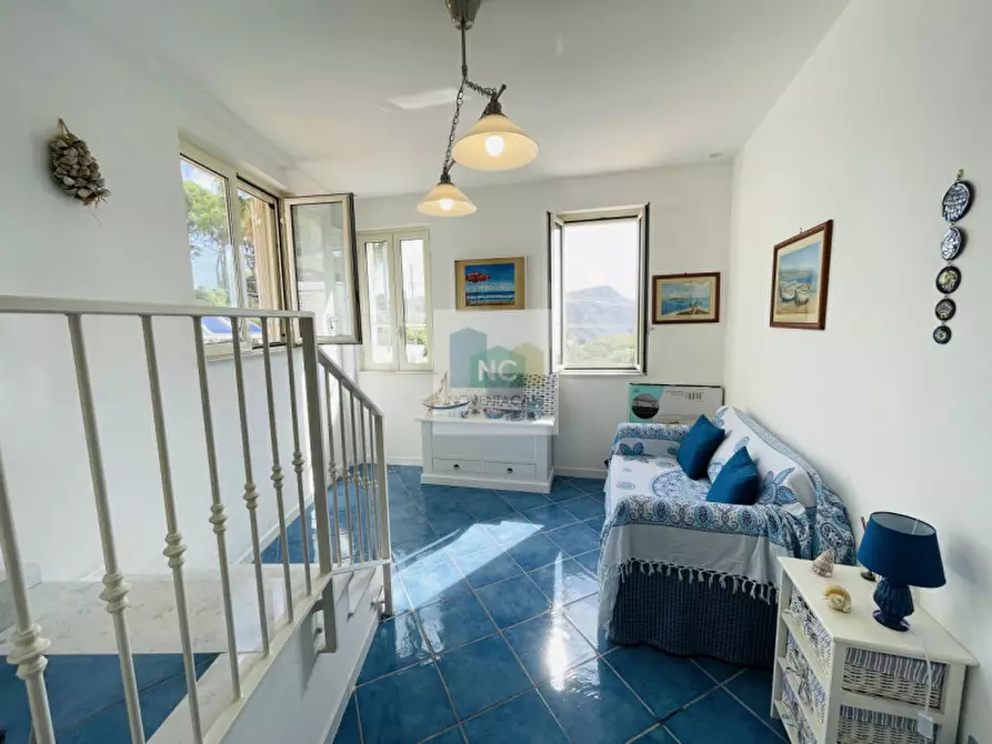 Immagine 24 di Appartamento in vendita  in via bocca 106 a Forio