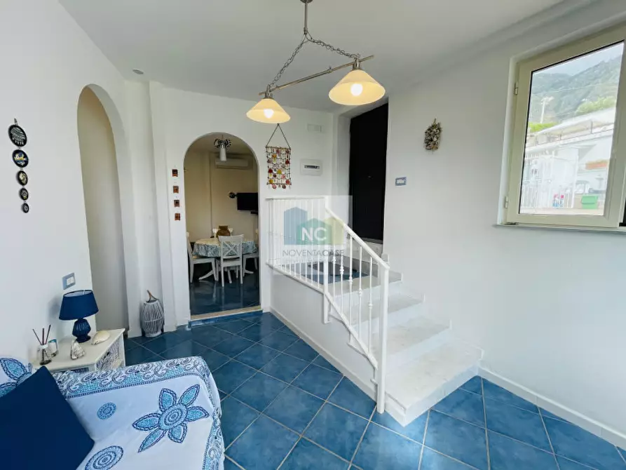 Immagine 25 di Appartamento in vendita  in via bocca 106 a Forio