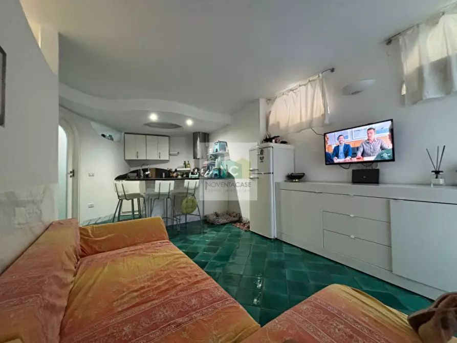 Immagine 1 di Appartamento in vendita  in VIA DEI MARMI 233 a Forio