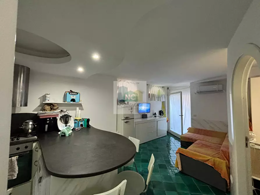 Immagine 3 di Appartamento in vendita  in VIA DEI MARMI 233 a Forio