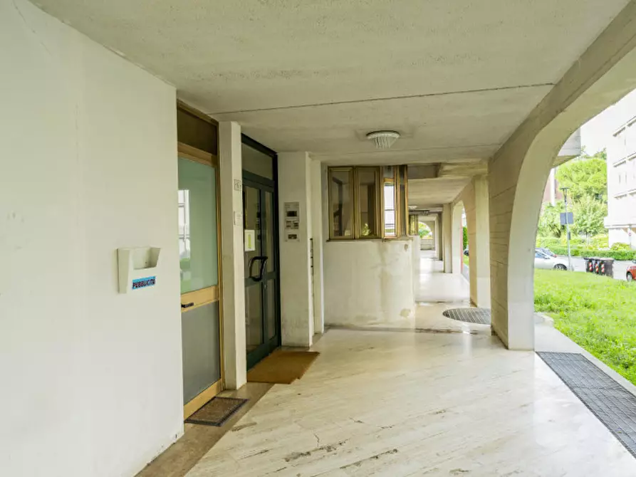 Immagine 24 di Appartamento in vendita  in Piazza Aldo Moro 6 Rubano a Rubano