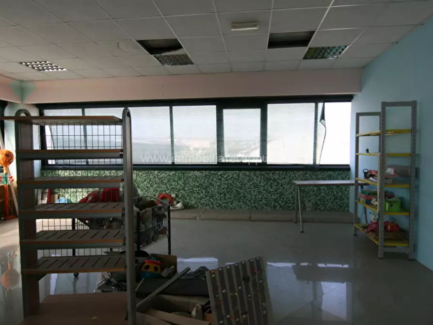 Immagine 4 di Capannone industriale in vendita  a Torrita Di Siena