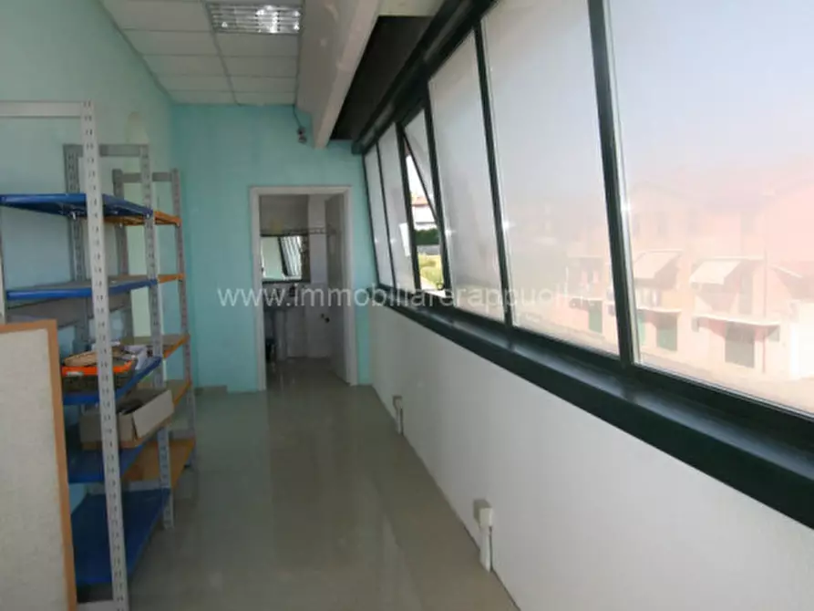 Immagine 10 di Capannone industriale in vendita  a Torrita Di Siena