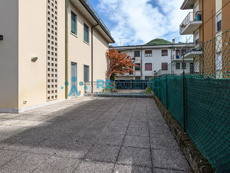 Immagine 26 di Casa indipendente in vendita  in Viale Milano a Cornedo Vicentino