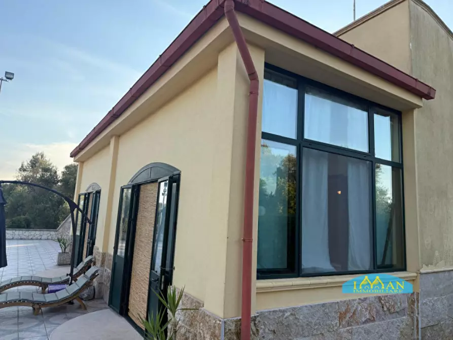 Immagine 25 di Villa in vendita  in Contrada Lecci a Ceglie Messapico