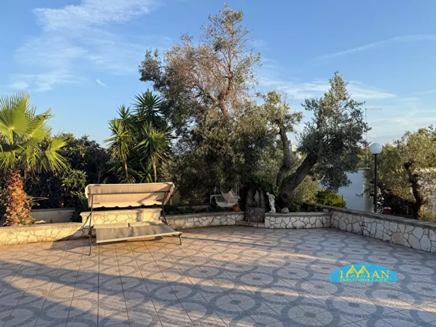Immagine 27 di Villa in vendita  in Contrada Lecci a Ceglie Messapico